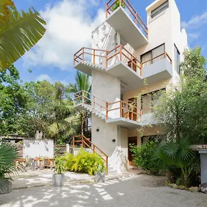 los-amigos-tulum.tulum-hotels.net/